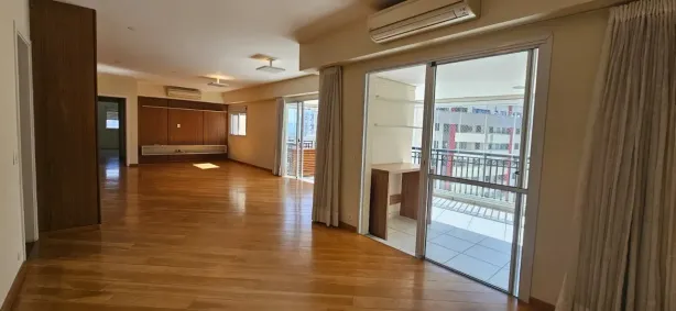 Apartamento com 3 Quartos para alugar, 178m² no Cidade Monções, São Paulo