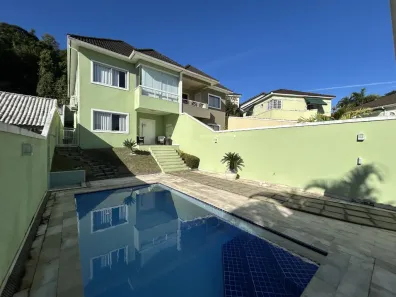 Casa de Condomínio com 3 Quartos à venda, 240m² no Anil, Rio de Janeiro