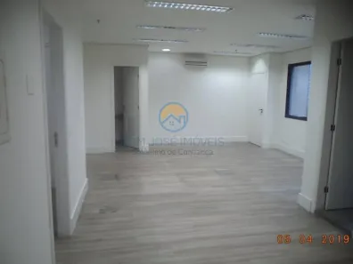 Sala Comercial à venda, 37m² no Vila Olímpia, São Paulo