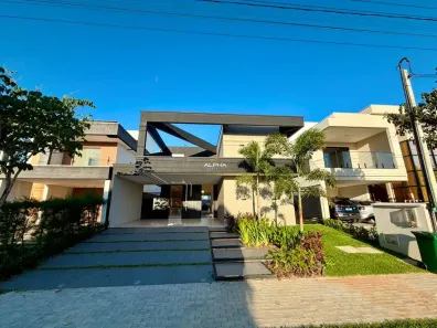 Casa de Condomínio com 4 Quartos à venda, 168m² no Cidade Alpha, Eusébio