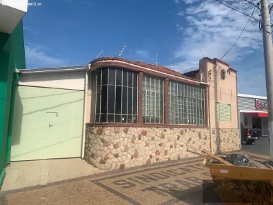 Imóvel Comercial à venda, 240m² no Dirceu (Distrito de Marilia), Marília