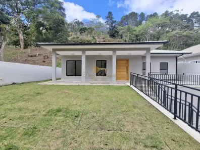 Casa com 3 Quartos à venda, 876m² no Quebra Frascos, Teresópolis