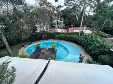 Sobrado com 4 Quartos à venda, 650m² no Jardim Guedala, São Paulo