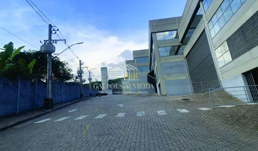 Galpão/Depósito/Armazém para alugar, 1653m² no Industrial Anhangüera, Osasco
