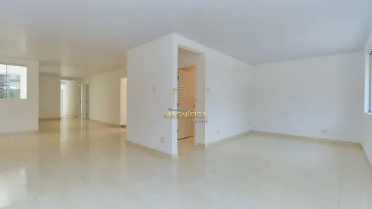 Casa com 12 Quartos para alugar, 300m² no Centro, Curitiba