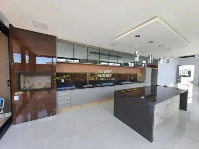 Casa de Condomínio com 4 Quartos à venda, 270m² no Boa Vista, Anápolis