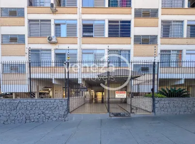 Apartamento com 2 Quartos para alugar, 65m² no Centro, Londrina