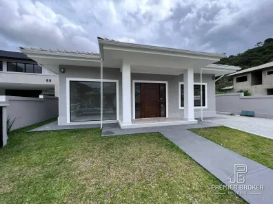 Casa de Condomínio com 3 Quartos à venda, 178m² no Albuquerque, Teresópolis
