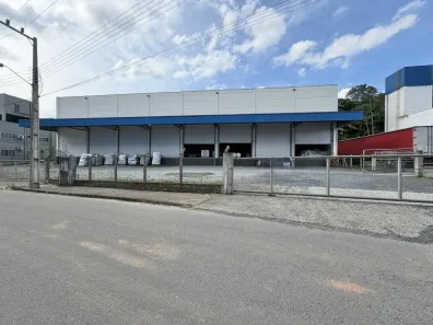 Galpão/Depósito/Armazém com 2 Quartos para alugar, 1850m² no Badenfurt, Blumenau