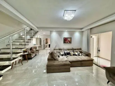 Sobrado com 3 Quartos à venda, 268m² no Portal dos Pinheiros II, Itapetininga