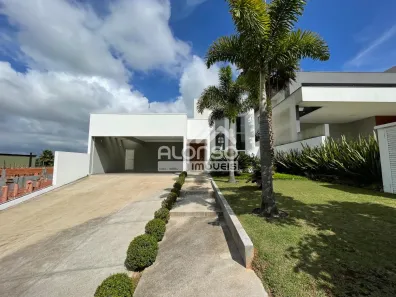 Casa de Condomínio com 3 Quartos para alugar, 350m² no Chácaras São Carlos, Cotia