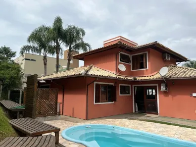 Casa de Condomínio com 4 Quartos à venda, 199m² no Rio Tavares, Florianópolis