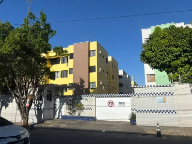 Apartamento com 2 Quartos para alugar, 61m² no Padre Andrade, Fortaleza