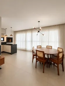 Apartamento com 3 Quartos para alugar, 100m² no Centro, Balneário Camboriú