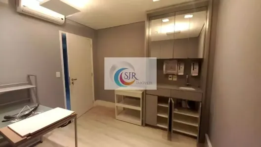 Sala Comercial para alugar, 121m² no Vila Olímpia, São Paulo