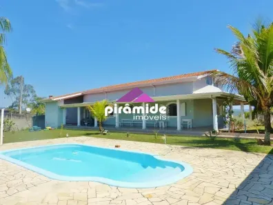 Fazenda/Sítio com 3 Quartos à venda, 250m² no , Paraibuna