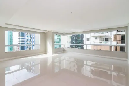 Apartamento com 3 Quartos à venda, 145m² no Centro, Balneário Camboriú