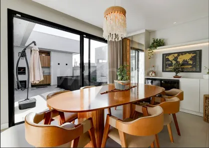 Casa de Condomínio com 3 Quartos à venda, 202m² no Santa Regina, Camboriú