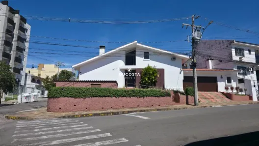 Casa com 4 Quartos à venda, 240m² no Nossa Senhora do Rosário, Santa Maria