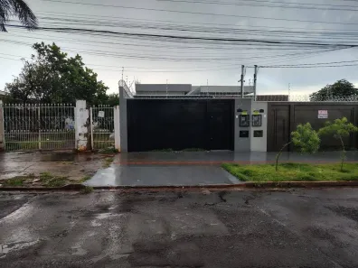 Casa com 3 Quartos à venda, 252m² no Vila Taquarussu, Campo Grande