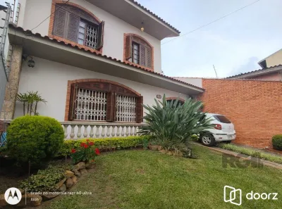 Casa com 4 Quartos à venda, 244m² no Cavalhada, Porto Alegre