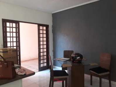 Sobrado com 5 Quartos à venda, 318m² no Vila Pantaleão, Caçapava