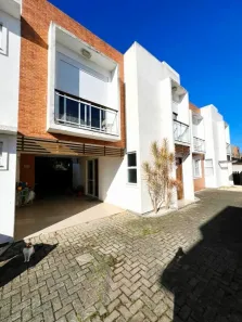 Casa com 3 Quartos à venda, 119m² no Campeche, Florianópolis