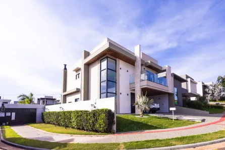 Casa de Condomínio com 4 Quartos à venda, 208m² no Conjunto Habitacional Alexandre Urbanas, Londrina