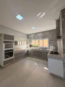 Casa de Condomínio com 4 Quartos para alugar, 335m² no Condomínio Residencial Água Verde, Atibaia