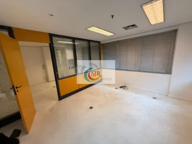 Sala Comercial à venda, 40m² no Cerqueira César, São Paulo