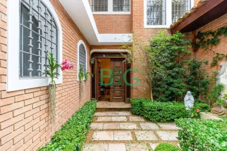 Casa com 4 Quartos para alugar, 700m² no Jardim Leonor, São Paulo