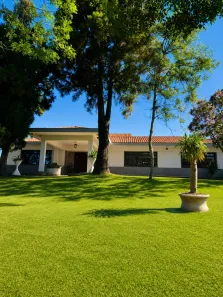Casa com 6 Quartos à venda, 1000m² no Caraguatá, Mairiporã