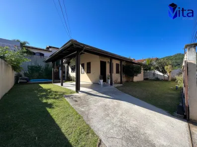 Casa com 3 Quartos para alugar, 120m² no Cachoeira do Bom Jesus, Florianópolis