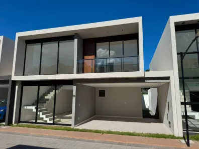 Casa de Condomínio com 4 Quartos à venda, 208m² no Buraquinho, Lauro de Freitas