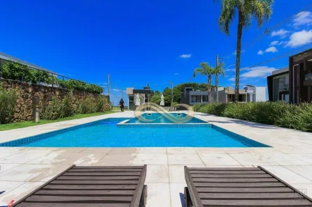 Casa de Condomínio com 3 Quartos à venda, 128m² no Jansen, Gravataí