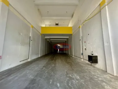 Galpão/Depósito/Armazém para alugar, 433m² no Centro, Santos