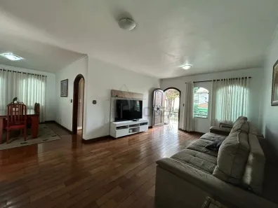 Casa com 3 Quartos à venda, 290m² no Jardim Leonor Mendes de Barros, São Paulo