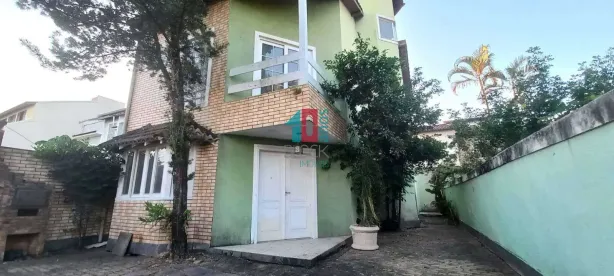 Casa de Condomínio com 3 Quartos à venda, 280m² no Vargem Pequena, Rio de Janeiro