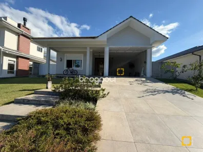 Casa de Condomínio com 3 Quartos à venda, 204m² no Sul do Rio, Santo Amaro da Imperatriz