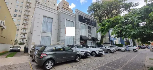 Prédio Comercial com 5 Quartos para alugar, 636m² no Cambuí, Campinas