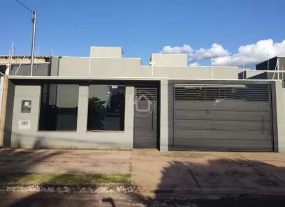 Casa com 3 Quartos à venda, 131m² no Panamá, Campo Grande