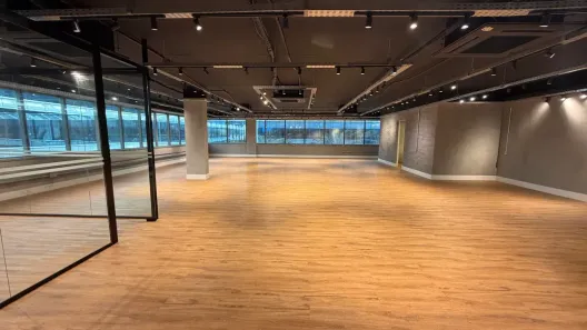Sala Comercial para alugar, 201m² no Barra Olímpica, Rio de Janeiro