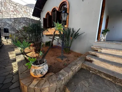 Casa com 4 Quartos à venda, 370m² no Bom Jesus, Belo Horizonte