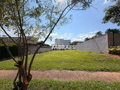 Lote/Terreno à venda, 450m² no Residencial Lago Sul, Bauru