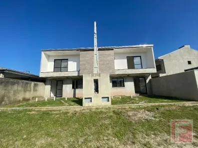 Sobrado com 3 Quartos à venda, 131m² no Pontal do Norte, Itapoá