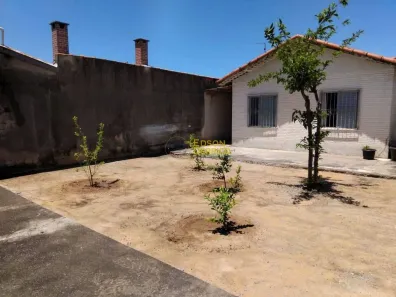 Casa com 2 Quartos à venda, 90m² no Conjunto Habitacional Terra dos Ipês I (Sul), Pindamonhangaba