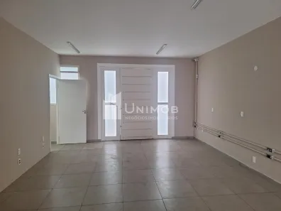 Imóvel Comercial com 4 Quartos para alugar, 200m² no Vila Nova, Campinas