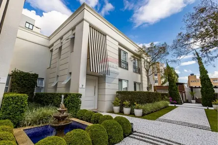 Casa de Condomínio com 3 Quartos à venda, 231m² no Vista Alegre, Curitiba