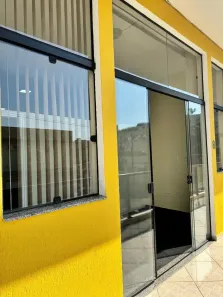 Sala Comercial para alugar, 50m² no Sumaré, Caraguatatuba