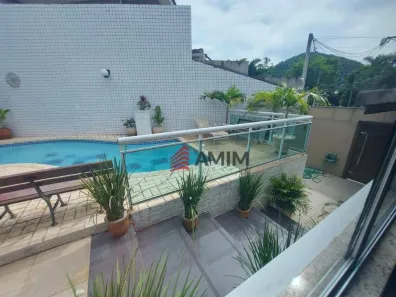 Casa de Condomínio com 6 Quartos à venda, 383m² no Maria Paula, Niterói
